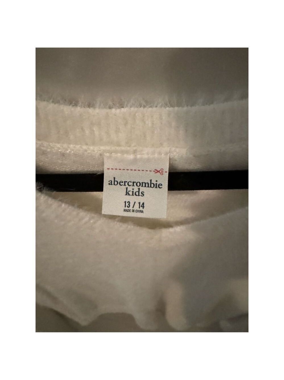 Abercrombie Kids White Sweater - Picture 2 of 4
